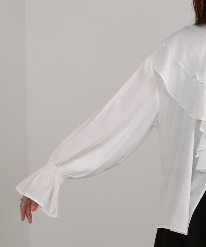 ダブルラッフルカラーブラウス