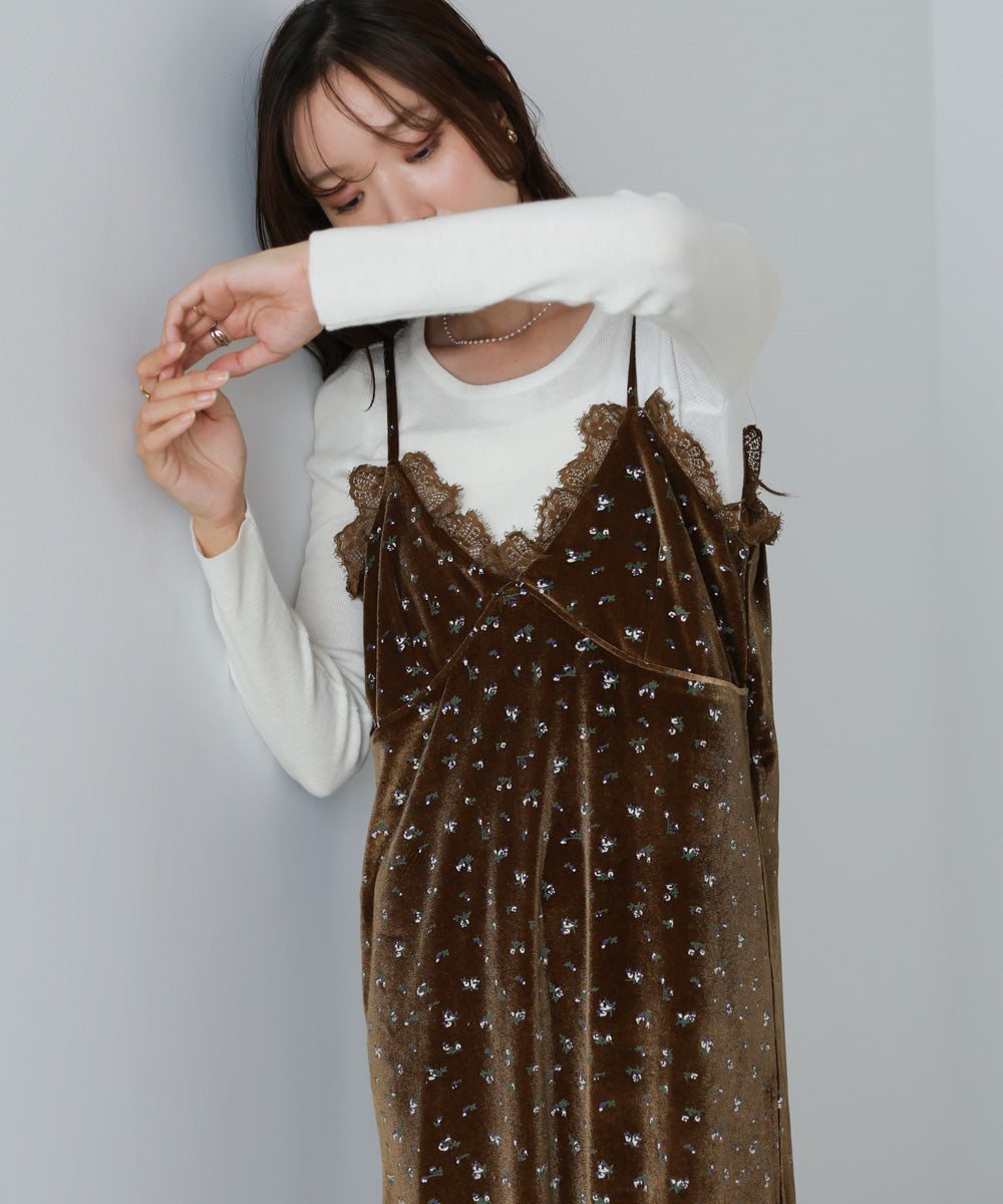 小花柄レース付きベロアキャミワンピース