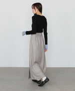 ピンストライプサイドプリーツスカート