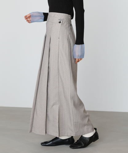 ピンストライプサイドプリーツスカート