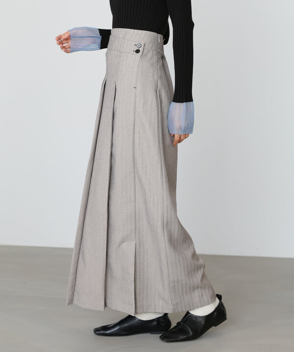 ピンストライプサイドプリーツスカート