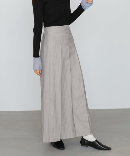 ピンストライプサイドプリーツスカート