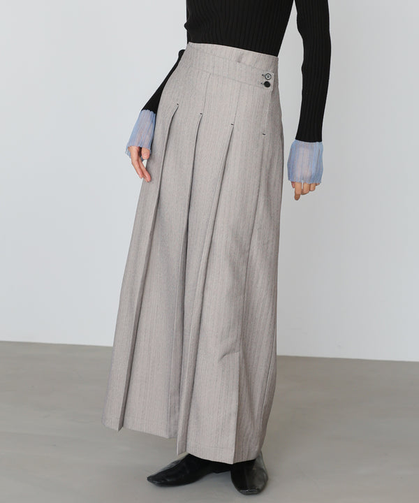 ピンストライプサイドプリーツスカート