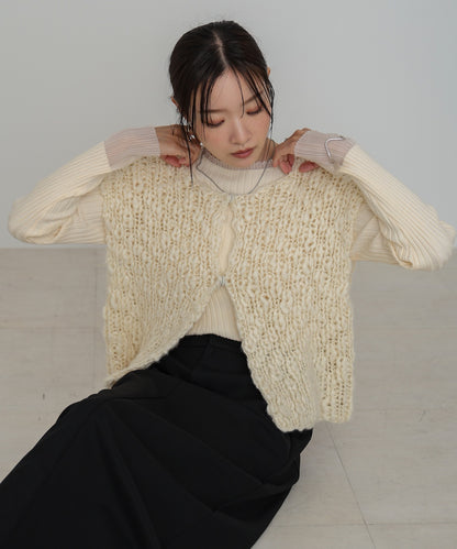 ハンドニットベスト