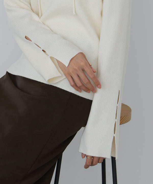 スリットニットトップス