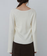 スリットニットトップス