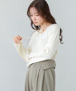 スリットニットトップス