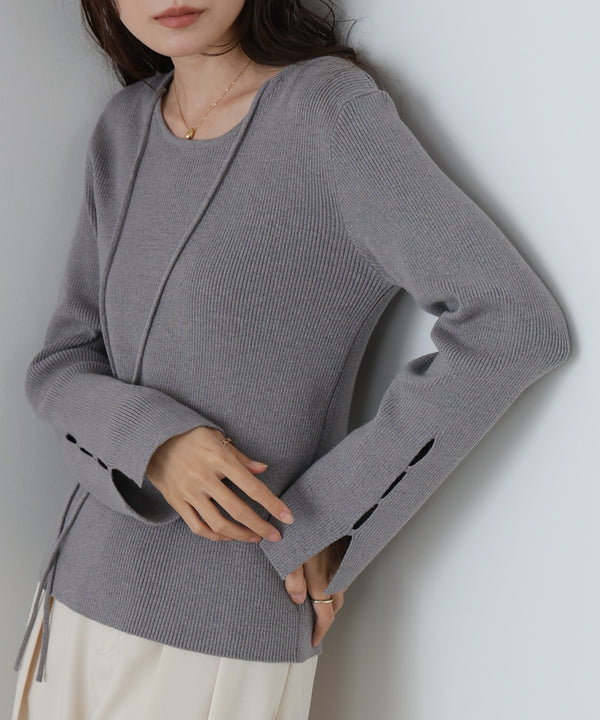 スリットニットトップス