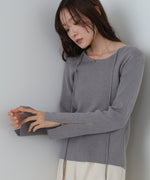 スリットニットトップス