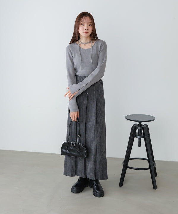 スリットニットトップス