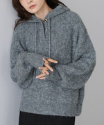 フーディーニットトップス