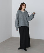 フーディーニットトップス