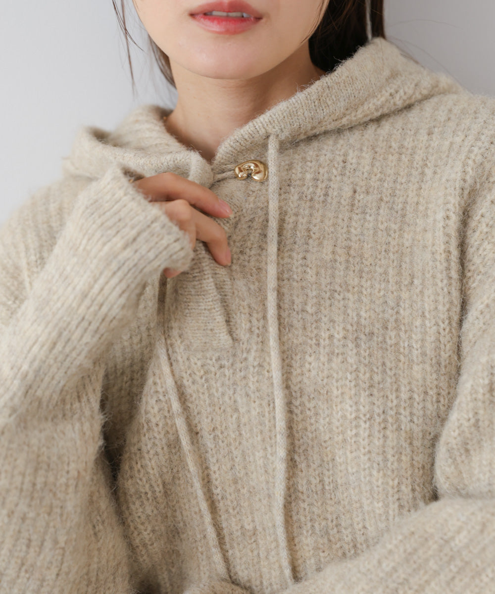 フーディーニットトップス