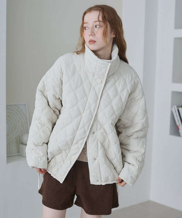 ウェーブキルティング中綿ミドルコート