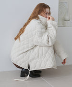 ウェーブキルティング中綿ミドルコート