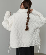 ウェーブキルティング中綿ミドルコート