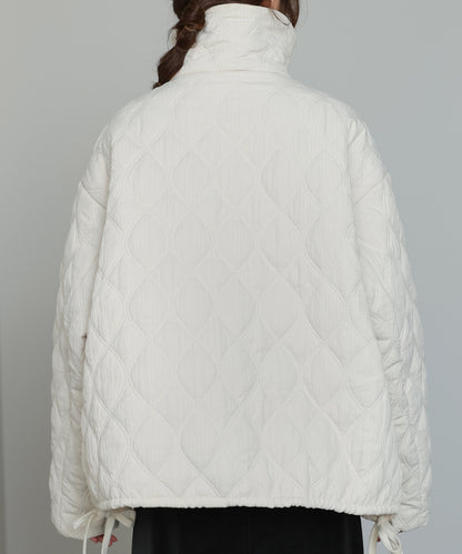 ウェーブキルティング中綿ミドルコート