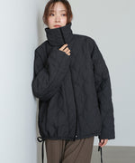ウェーブキルティング中綿ミドルコート
