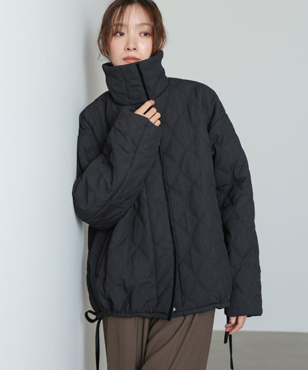 ウェーブキルティング中綿ミドルコート