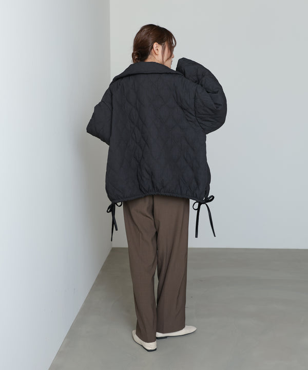 ウェーブキルティング中綿ミドルコート