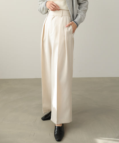 ツータックワイドパンツ