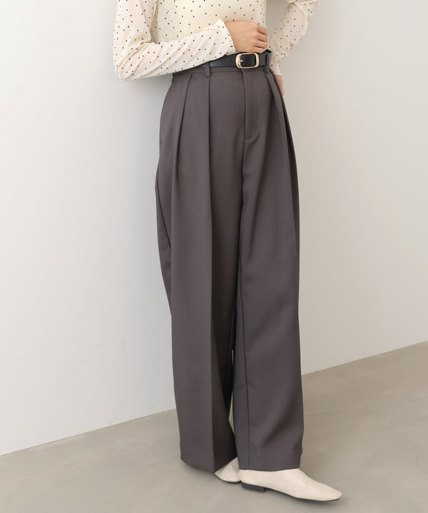 ツータックワイドパンツ