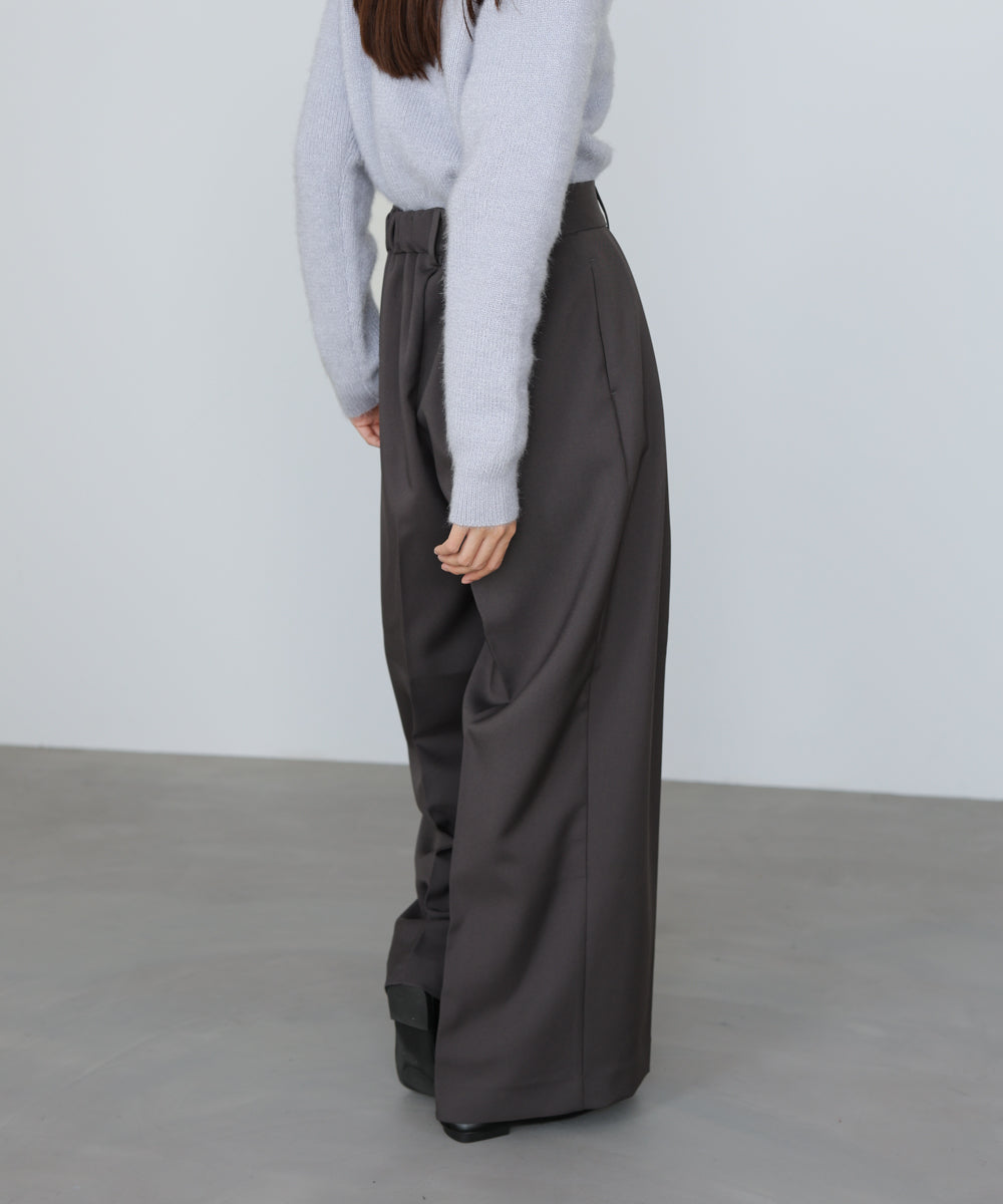 ツータックワイドパンツ