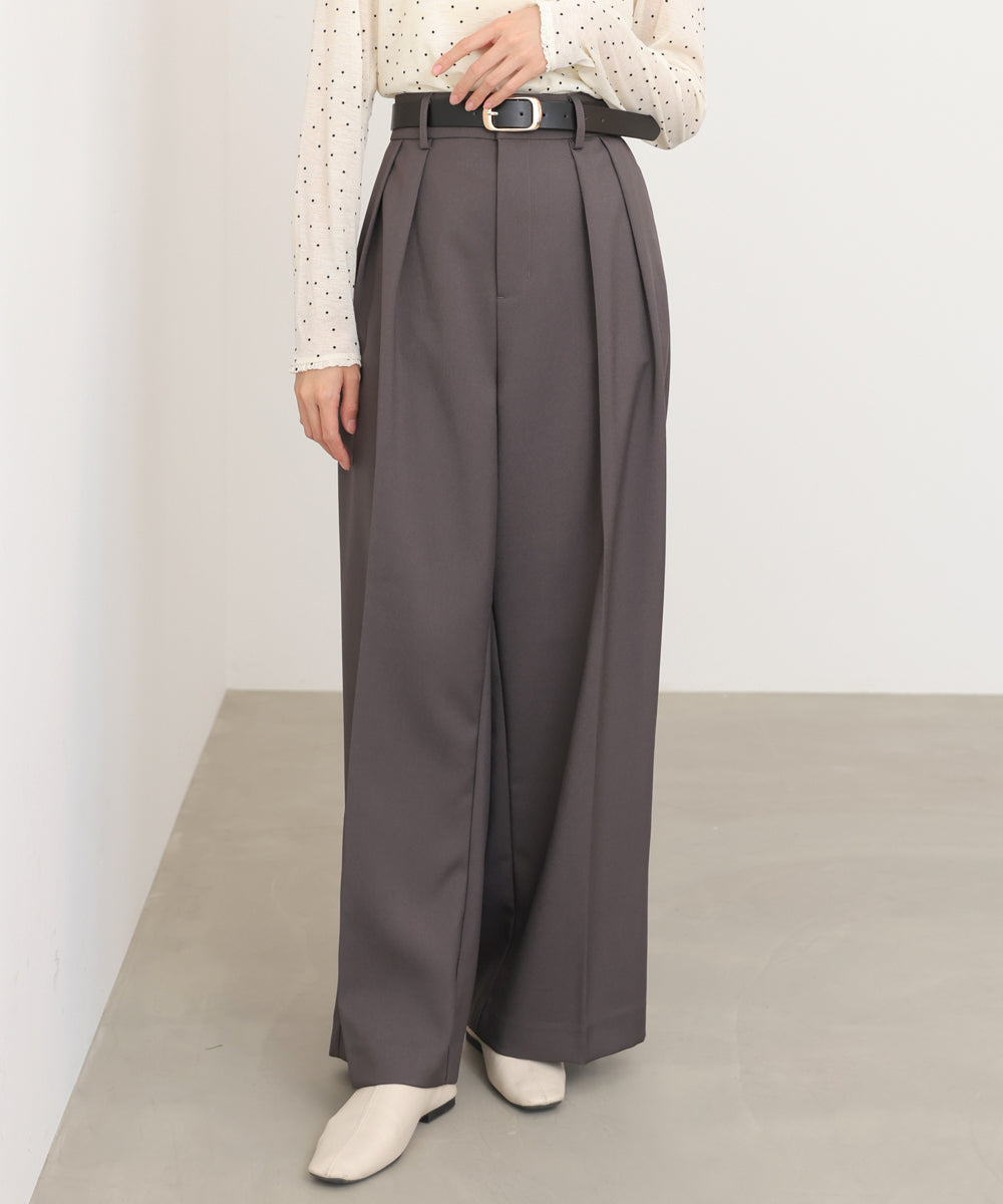 ツータックワイドパンツ