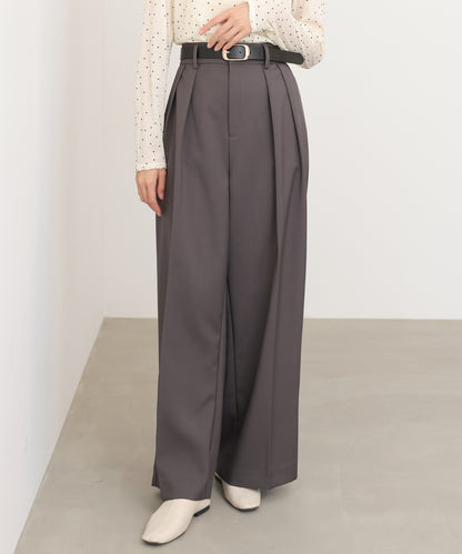 ツータックワイドパンツ