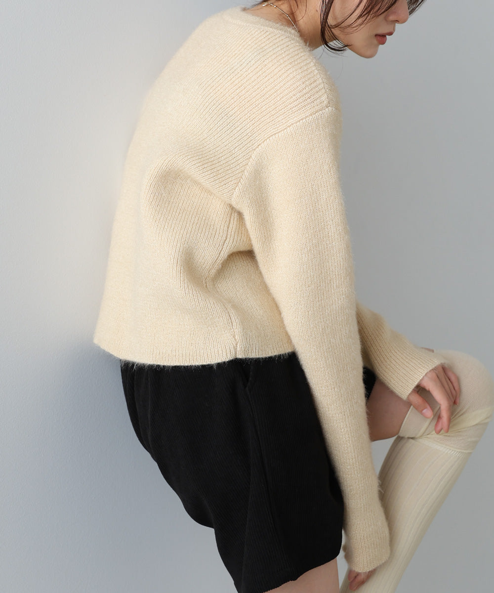 シャギーシャイニーニット