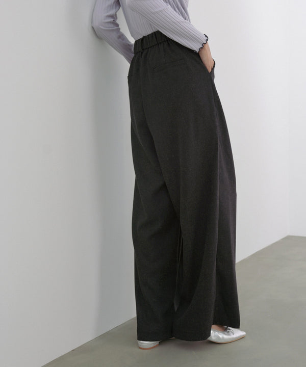 フロントワイドタックネップ入ワイドパンツ