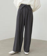 ウエストフラップ釦ワイドタックパンツ