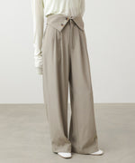 ウエストフラップ釦ワイドタックパンツ