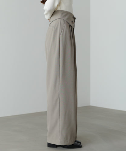 ウエストフラップ釦ワイドタックパンツ