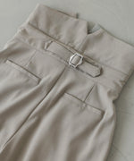 ウエストフラップ釦ワイドタックパンツ