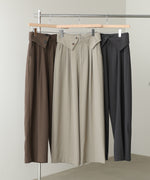 ウエストフラップ釦ワイドタックパンツ