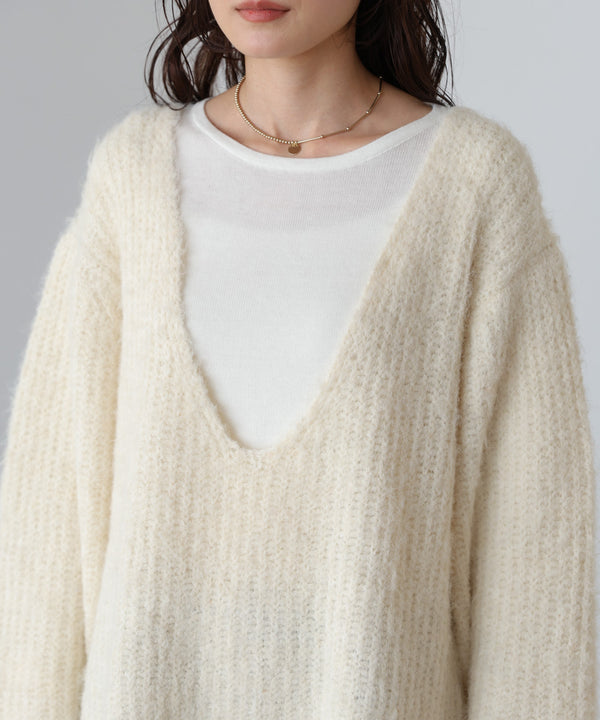 ワイドＶネックルーズニットプルオーバー