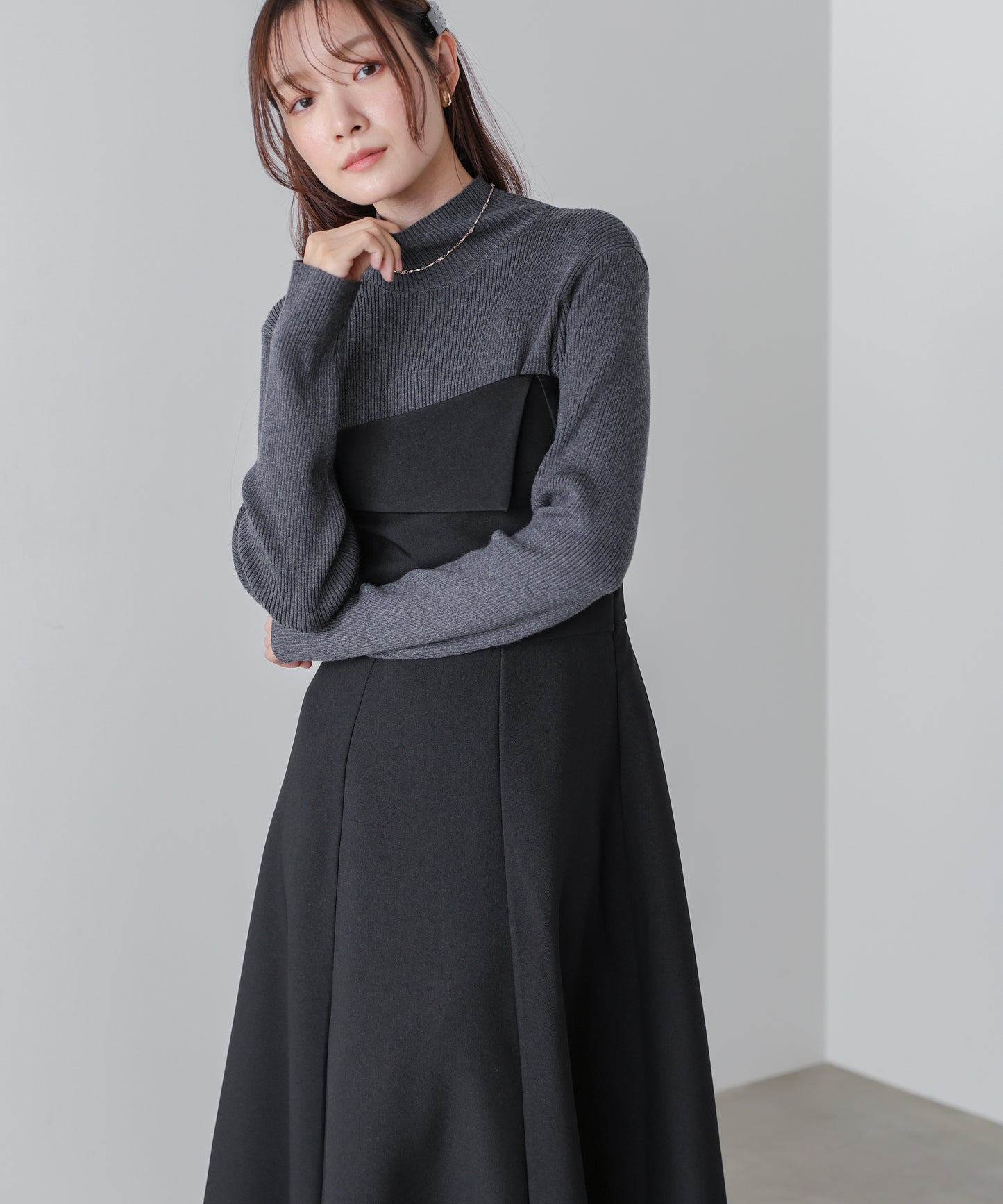 【選べるネック】レイヤード風ドッキングニットワンピ