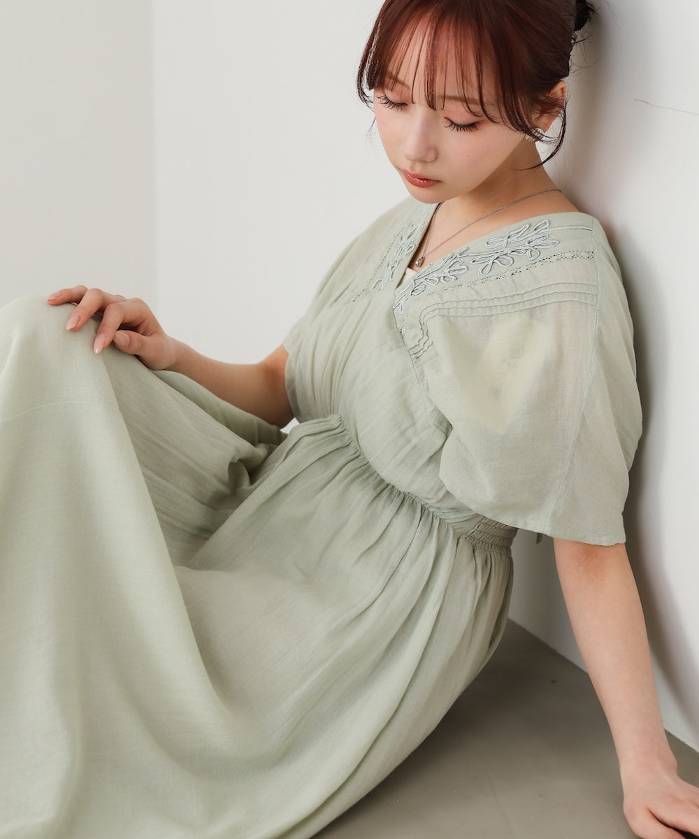 【選べるサイズ展開】テープ刺繍ピンタックレースワンピース