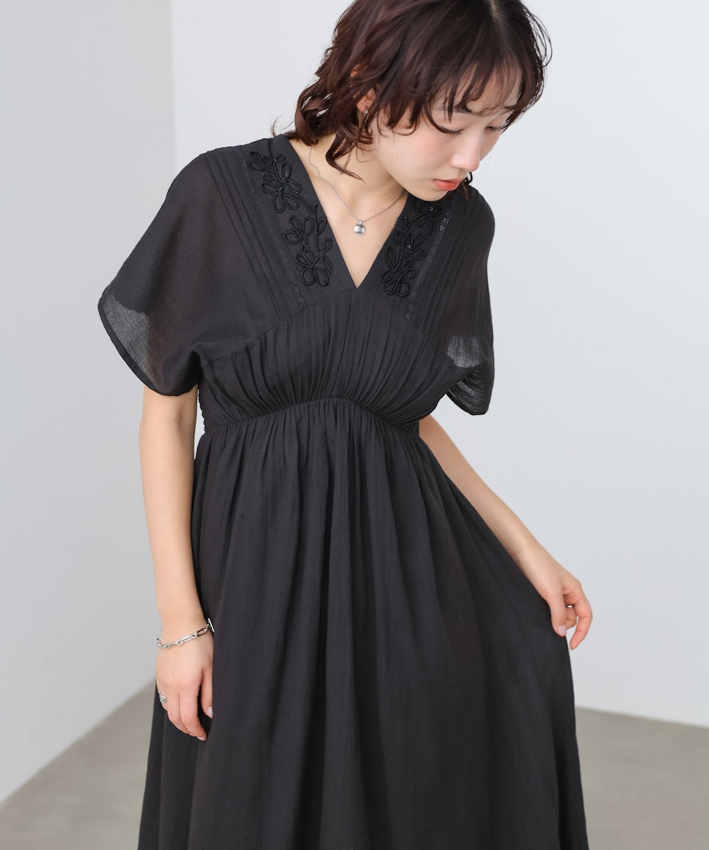 【選べるサイズ展開】テープ刺繍ピンタックレースワンピース