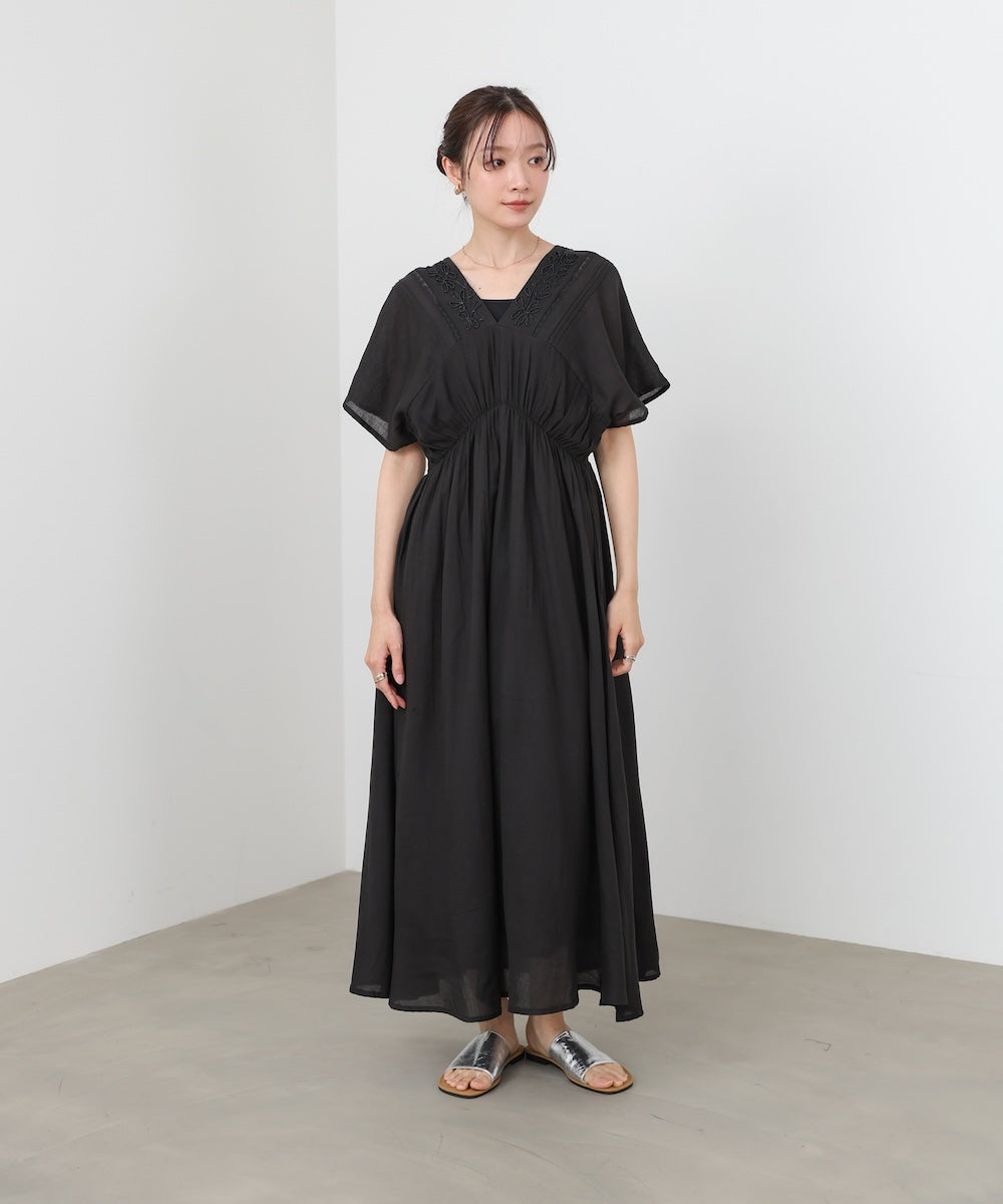 【選べるサイズ展開】テープ刺繍ピンタックレースワンピース