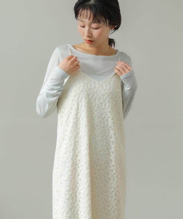 刺繍フラワーキャミワンピース