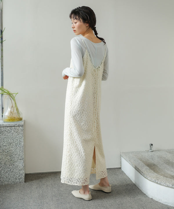 刺繍フラワーキャミワンピース