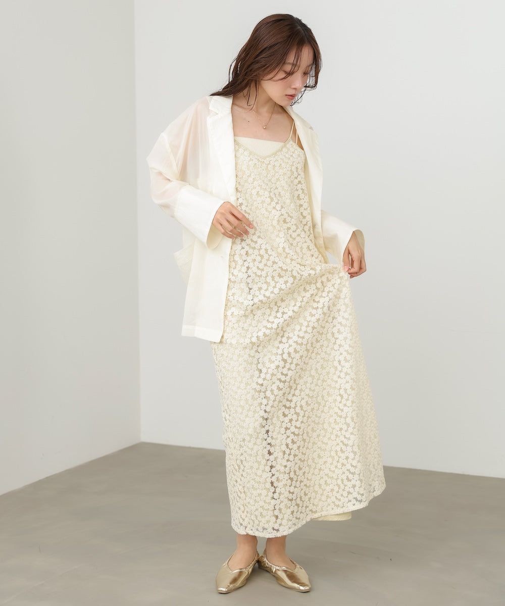 刺繍フラワーキャミワンピース