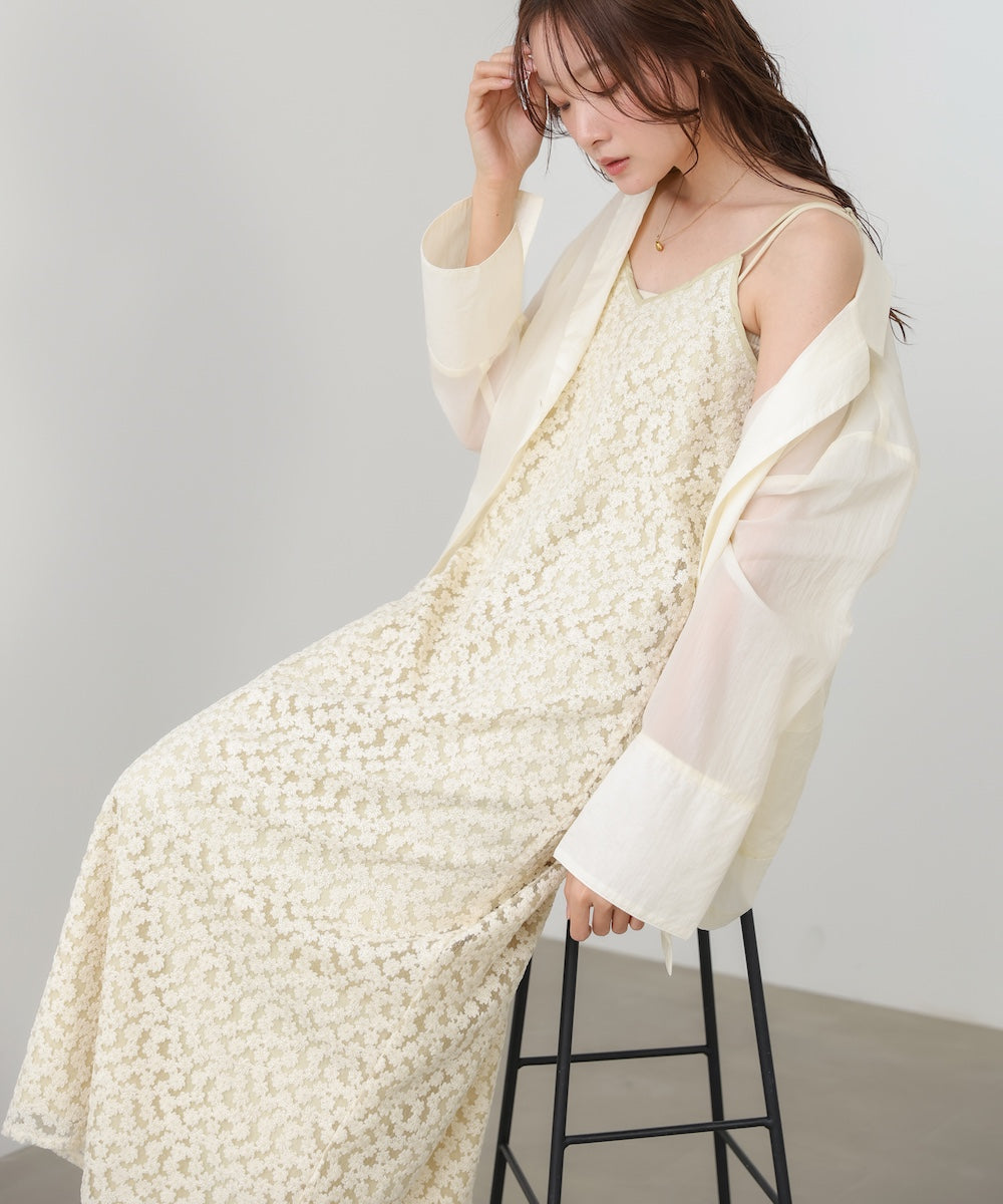 刺繍フラワーキャミワンピース