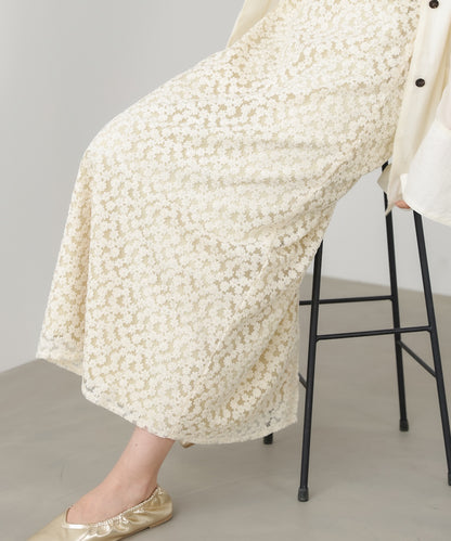 刺繍フラワーキャミワンピース