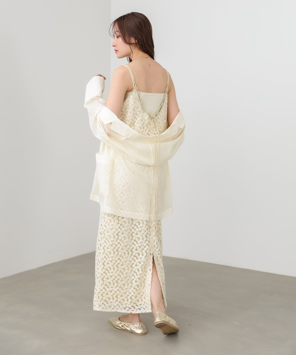 刺繍フラワーキャミワンピース