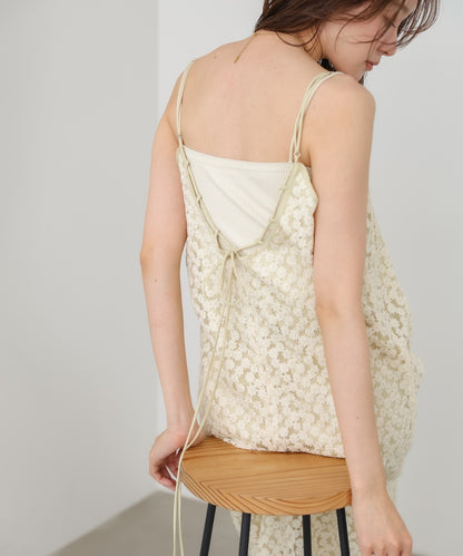 刺繍フラワーキャミワンピース