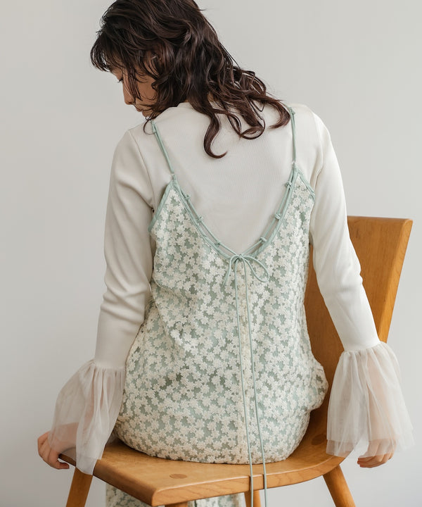 刺繍フラワーキャミワンピース