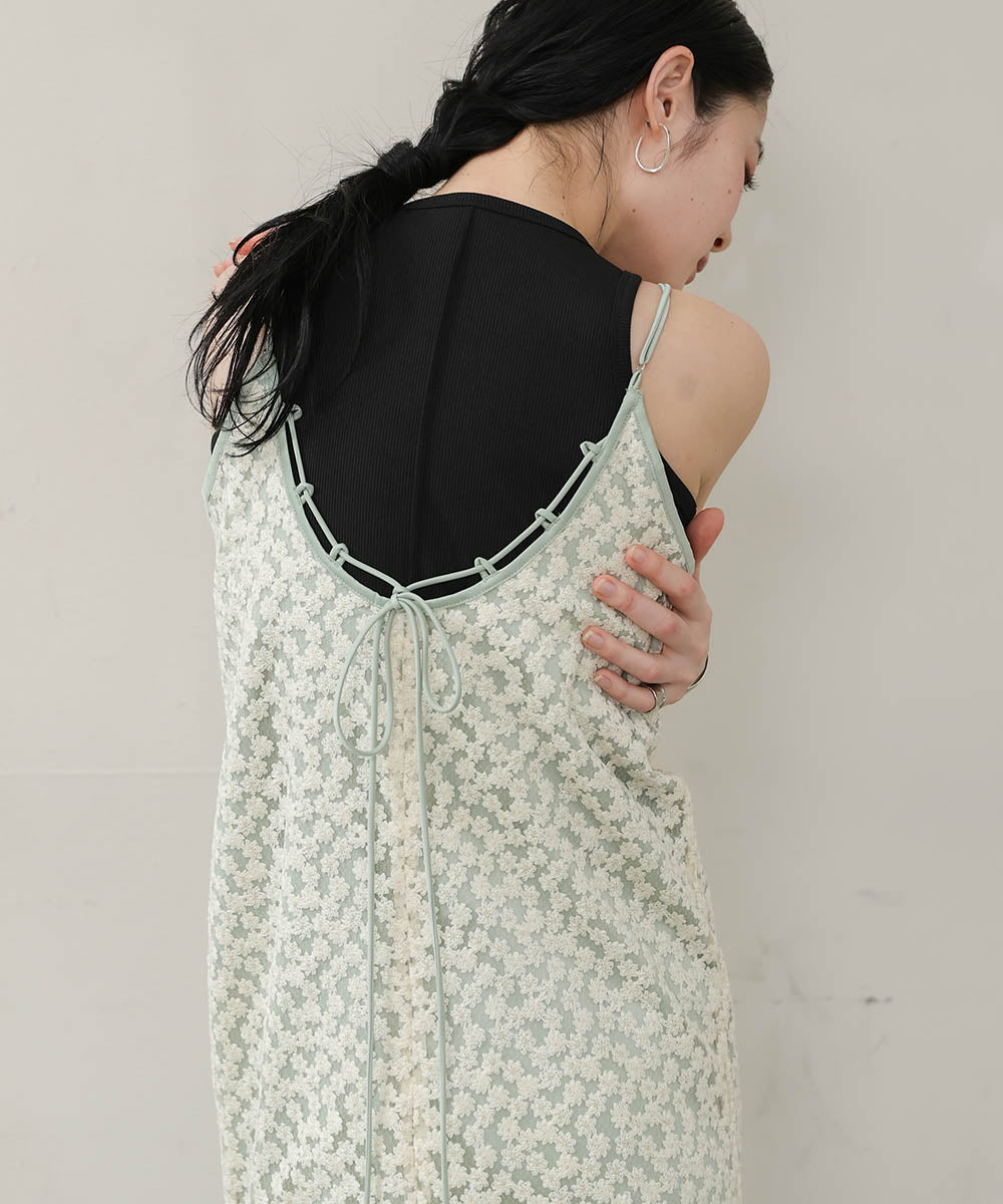 刺繍フラワーキャミワンピース